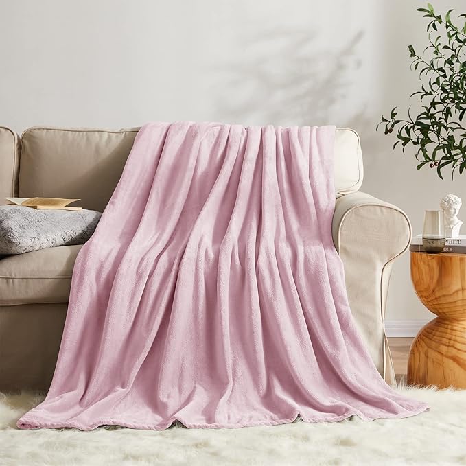 KMUSET Fleece Blanket Throw Size Pink Lightweight Super Soft Cozy Luxury Bed Blanket Microfiber