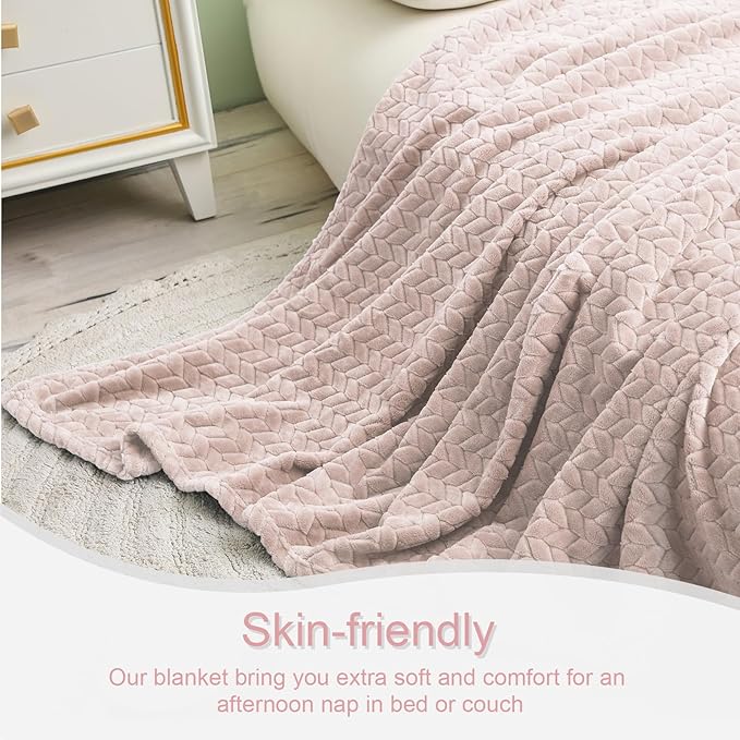 Exclusivo Mezcla Fleece King Size Blanket for Bed, 90x104 Inches Soft Cozy Jacquard Flannel Blankets, Lightweight Fuzzy Plush Warm for Women, Camel